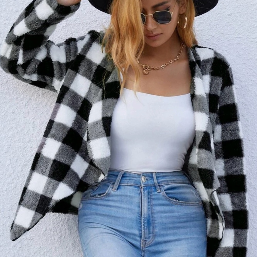 Soft Sherpa checkered cardigan
